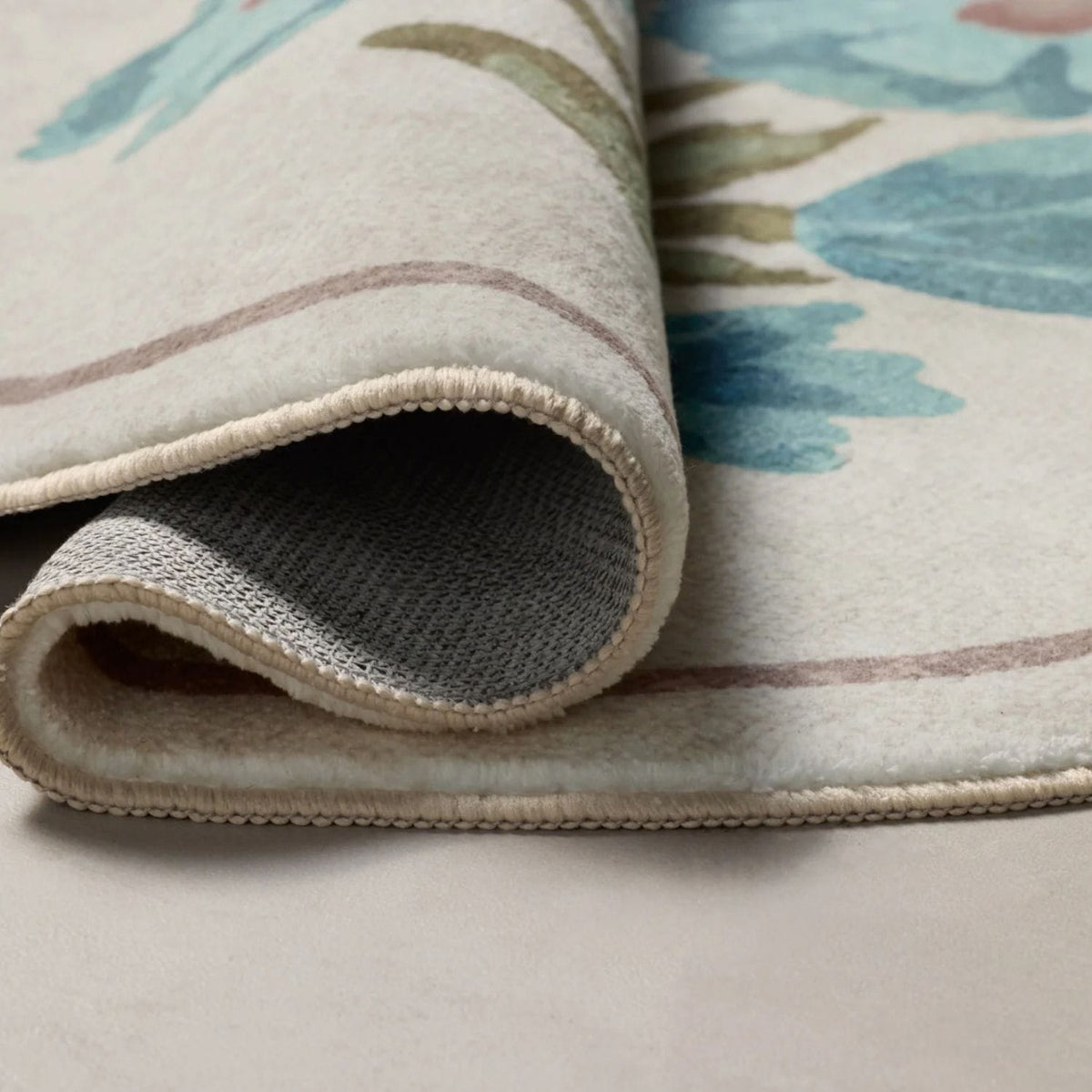 Clove Ivory/Blue Rug Area Rugs