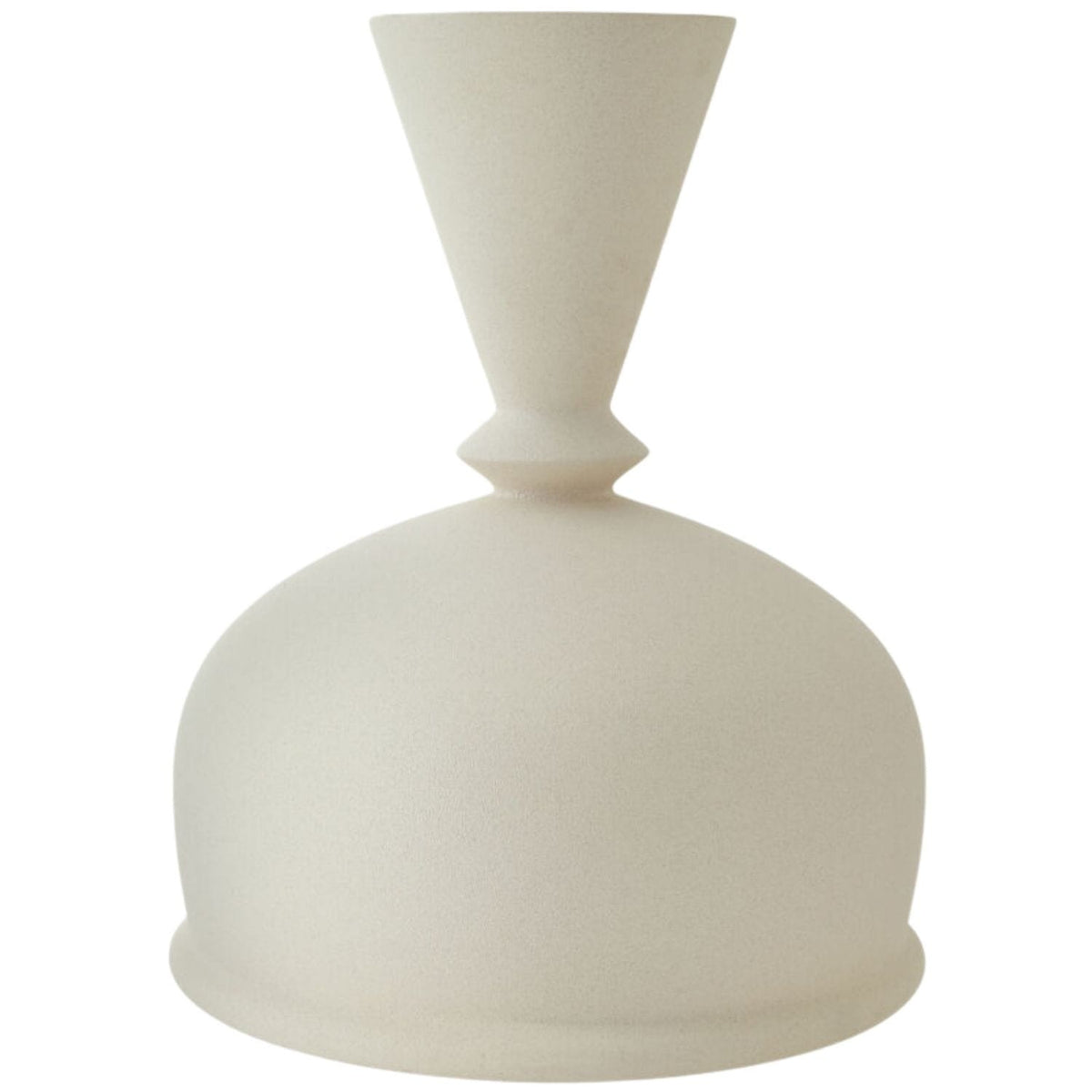 Villa Vase Vases + Urns