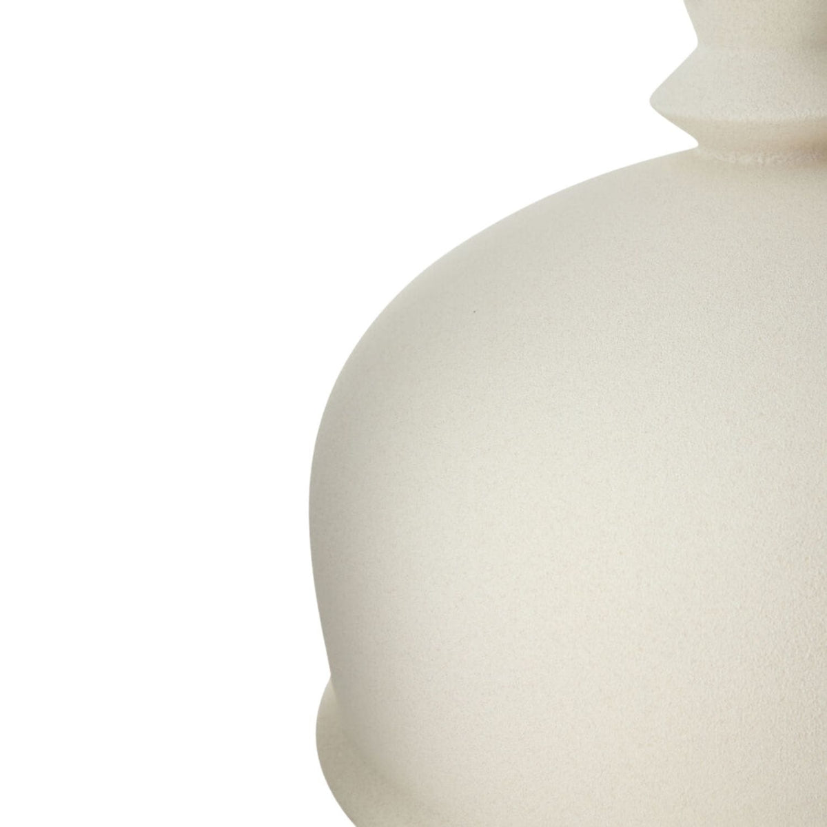 Villa Vase Vases + Urns