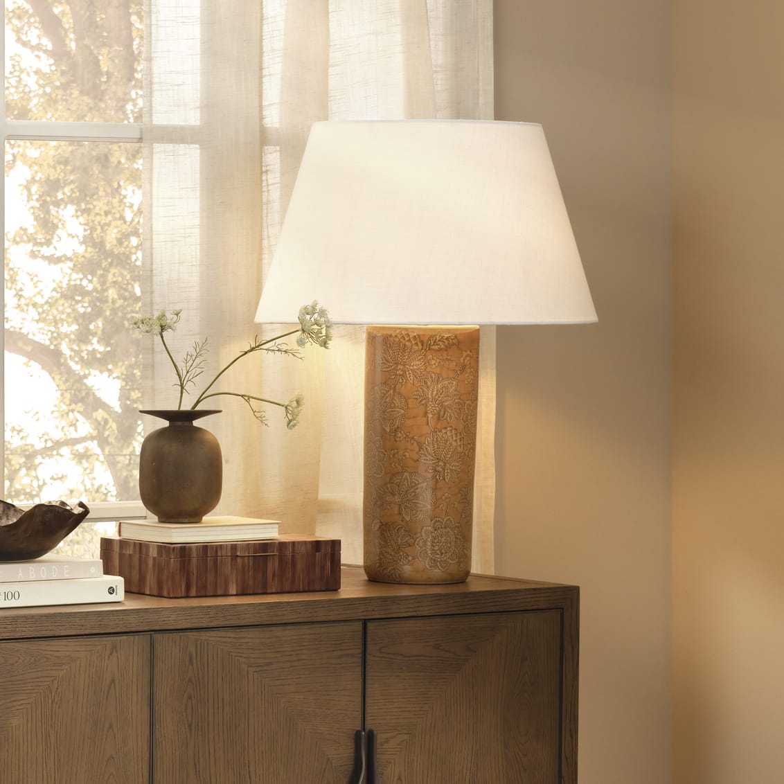 Etta Table Lamp Table + Desk Lamps 1ETTA-TLBR 688933043426