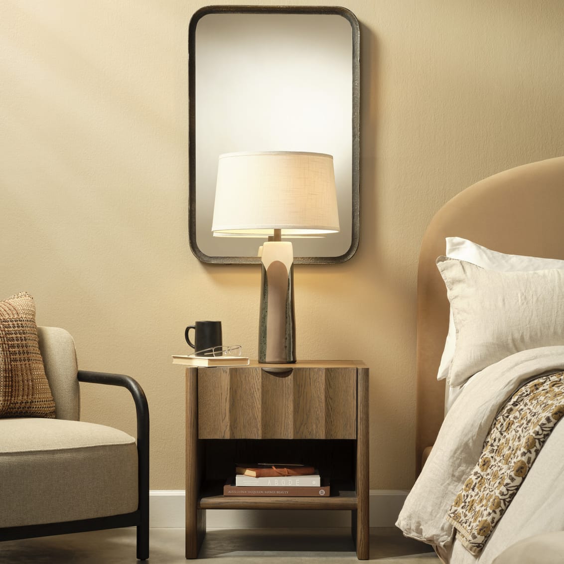 Yukon Table Lamp Table + Desk Lamps 9YUKONTLBKTA 688933043907