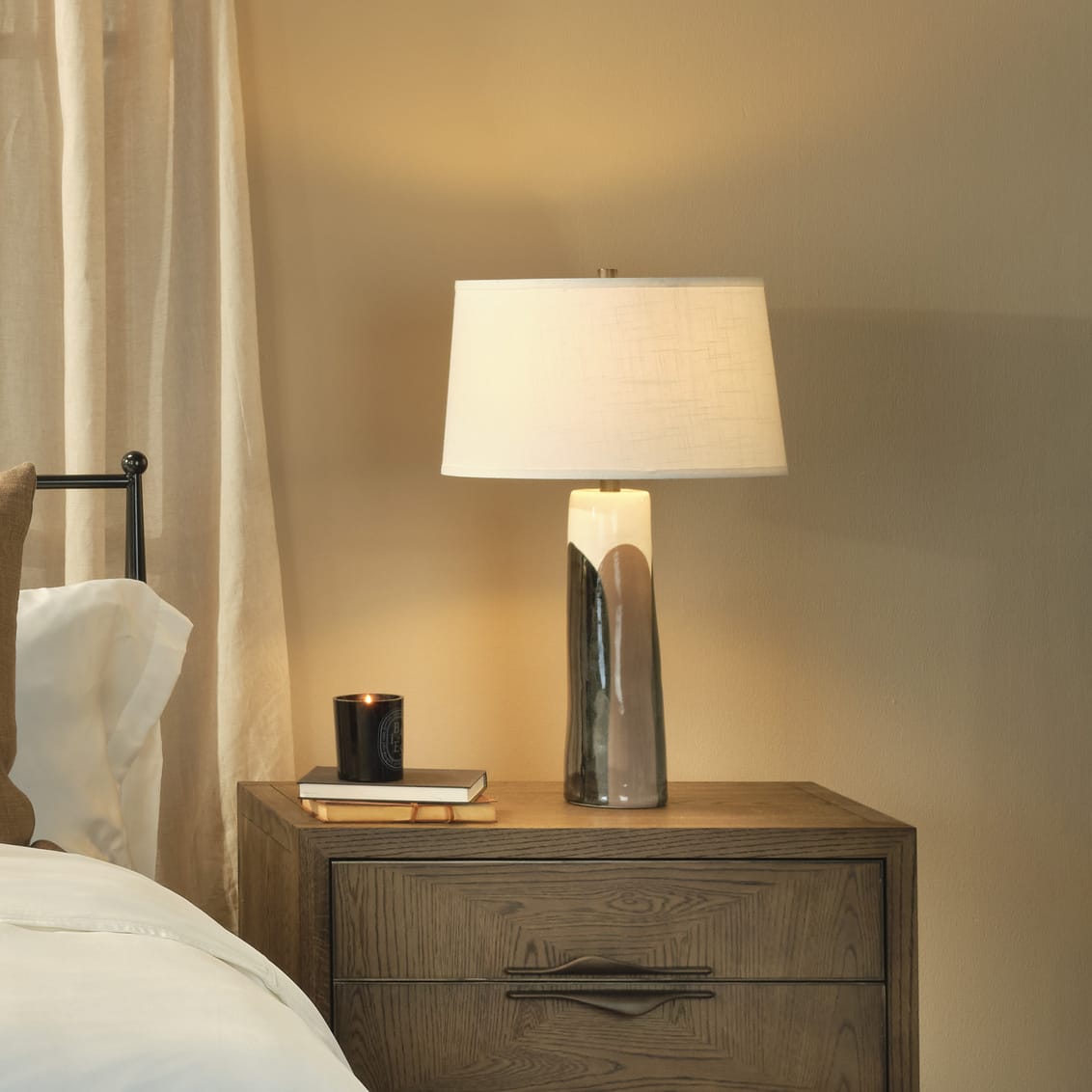 Yukon Table Lamp Table + Desk Lamps 9YUKONTLBKTA 688933043907