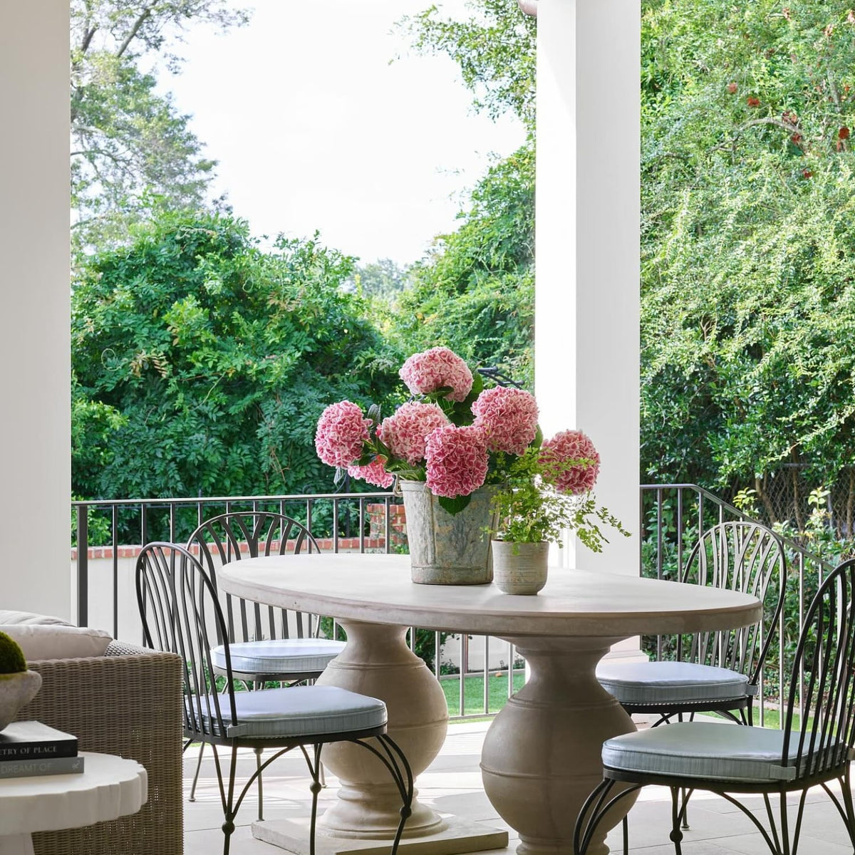 Cyril Indoor/Outdoor Oval Dining Table Outdoor Dining Tables