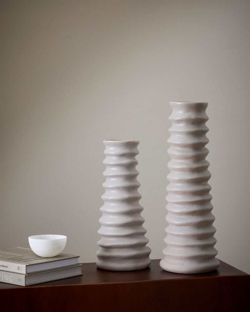 Cresta Vase Vases + Urns