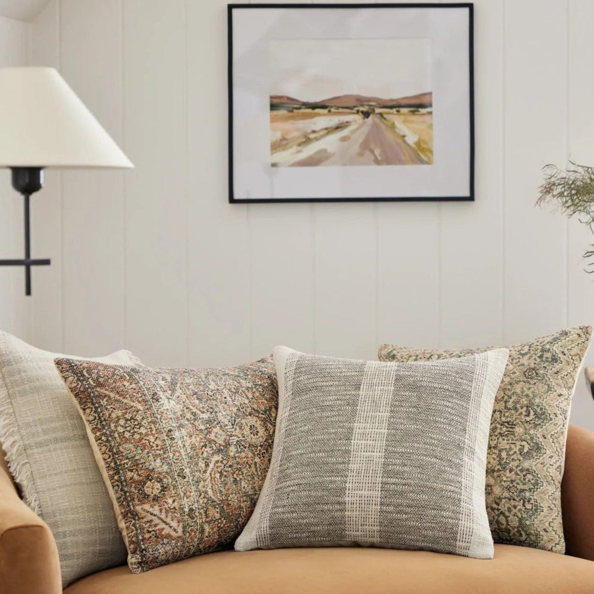 Angela Rose Pillow - Charcoal/Ivory Pillows loloi-PSETPAR0005CCIVPIL1