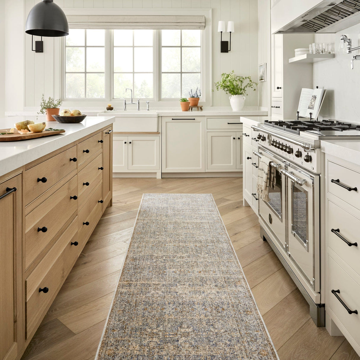 Angela Rose x Loloi Blake Rug Rugs