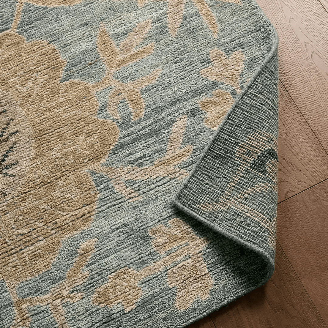 Avis Plumari Rug Area Rugs