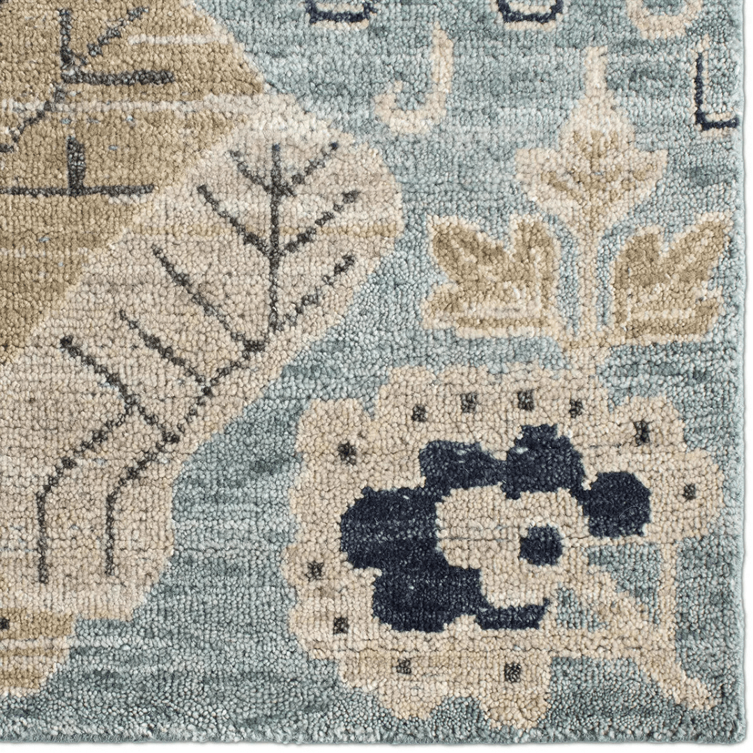 Avis Plumari Rug Area Rugs
