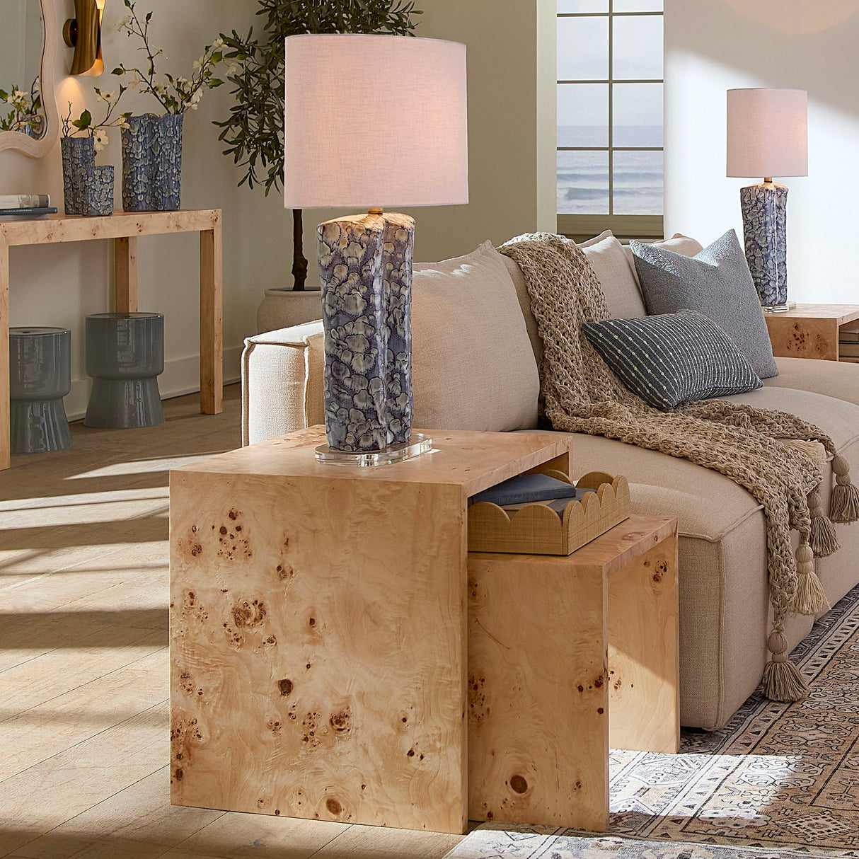 Bedford Nesting Tables (Set of 2) Bed