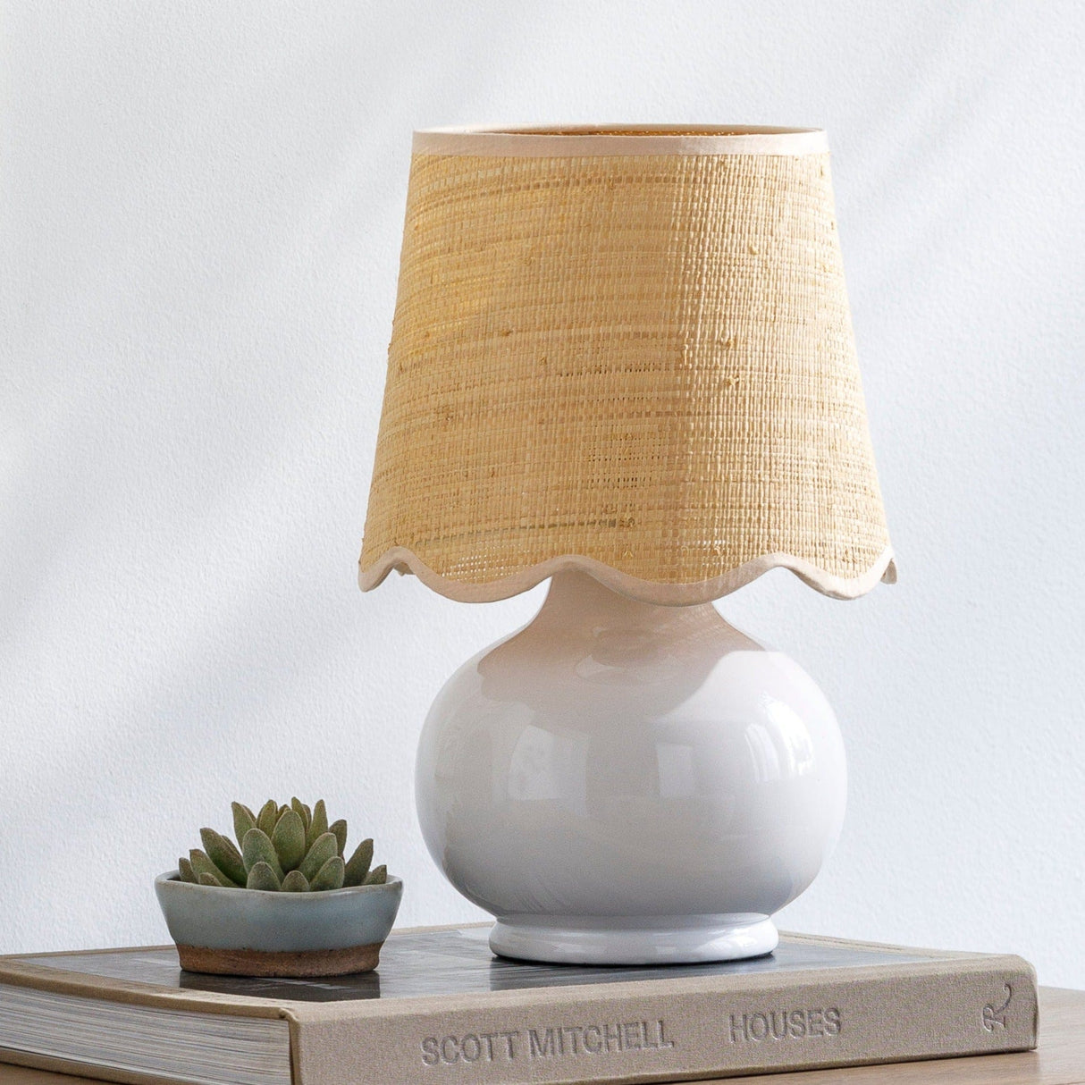 BRIGHT Whitney Lamp Table Lamps