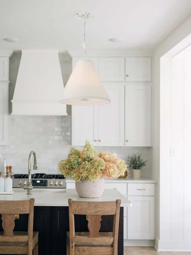 Broche 4-Light Pendant Pendant