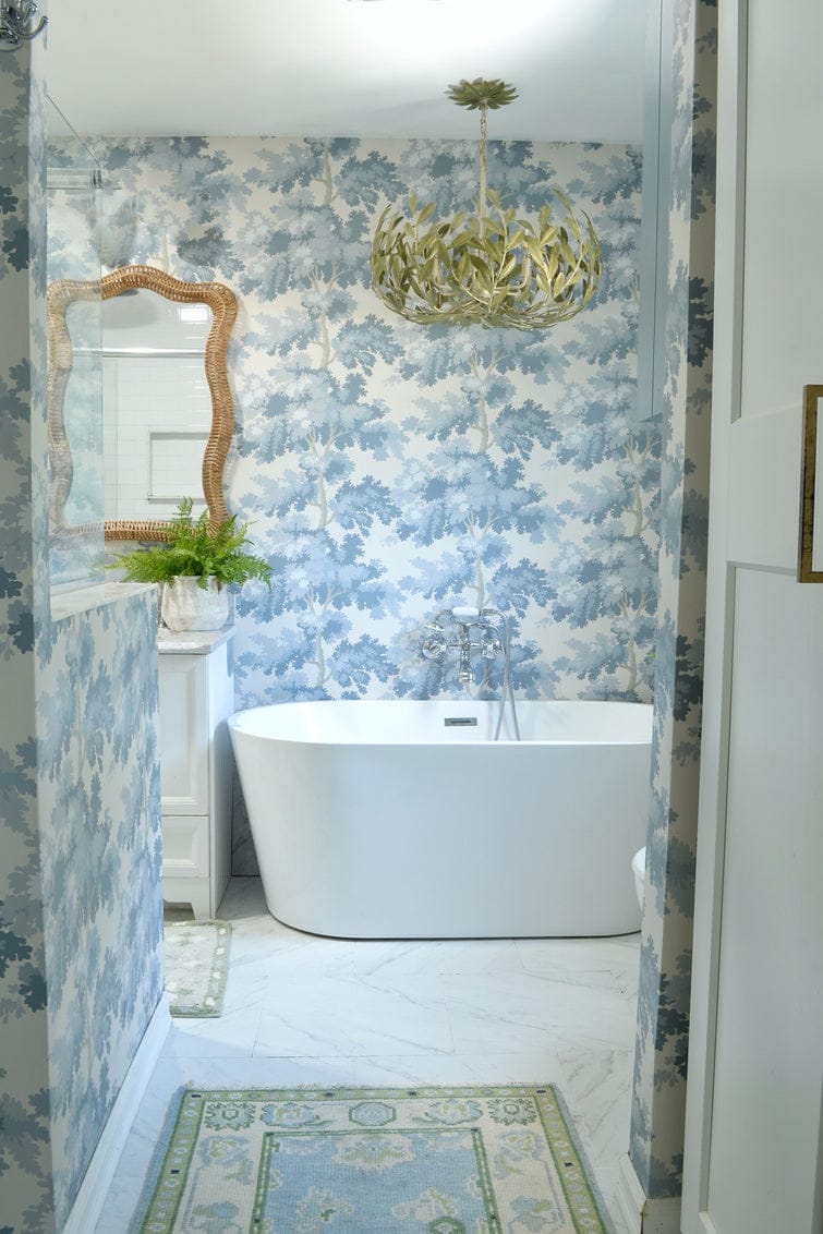 Broche Chandelier Chandeliers