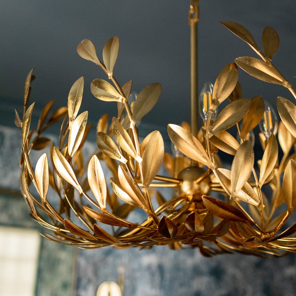 Broche Chandelier Chandeliers