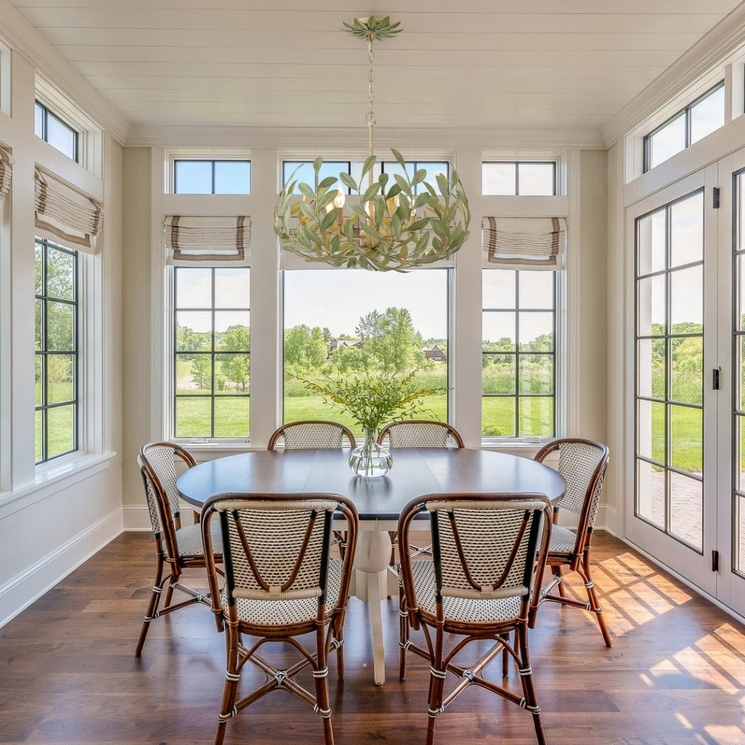 Broche Chandelier Chandeliers