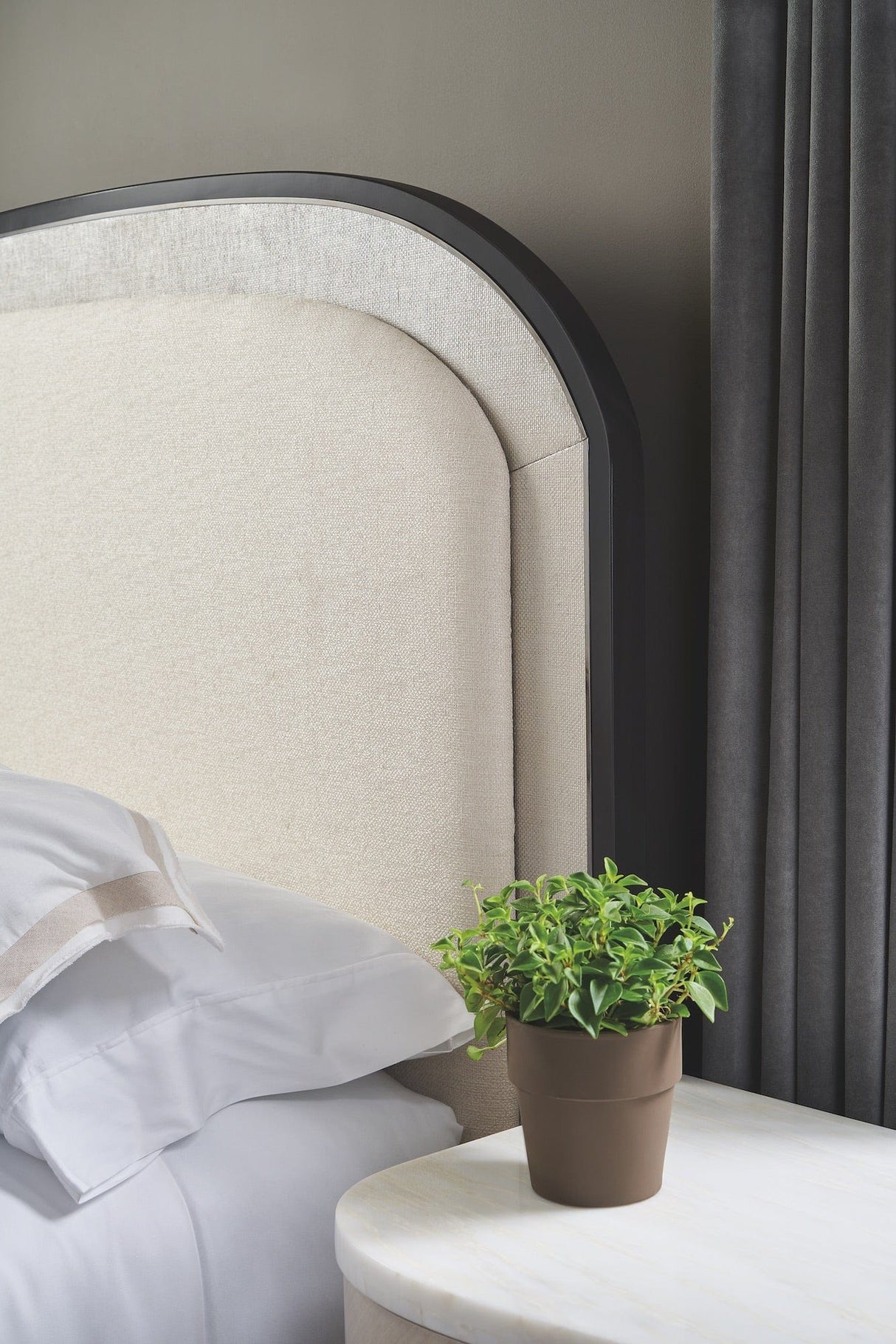 Caracole Wanderlust Bed Beds & Bed Frames