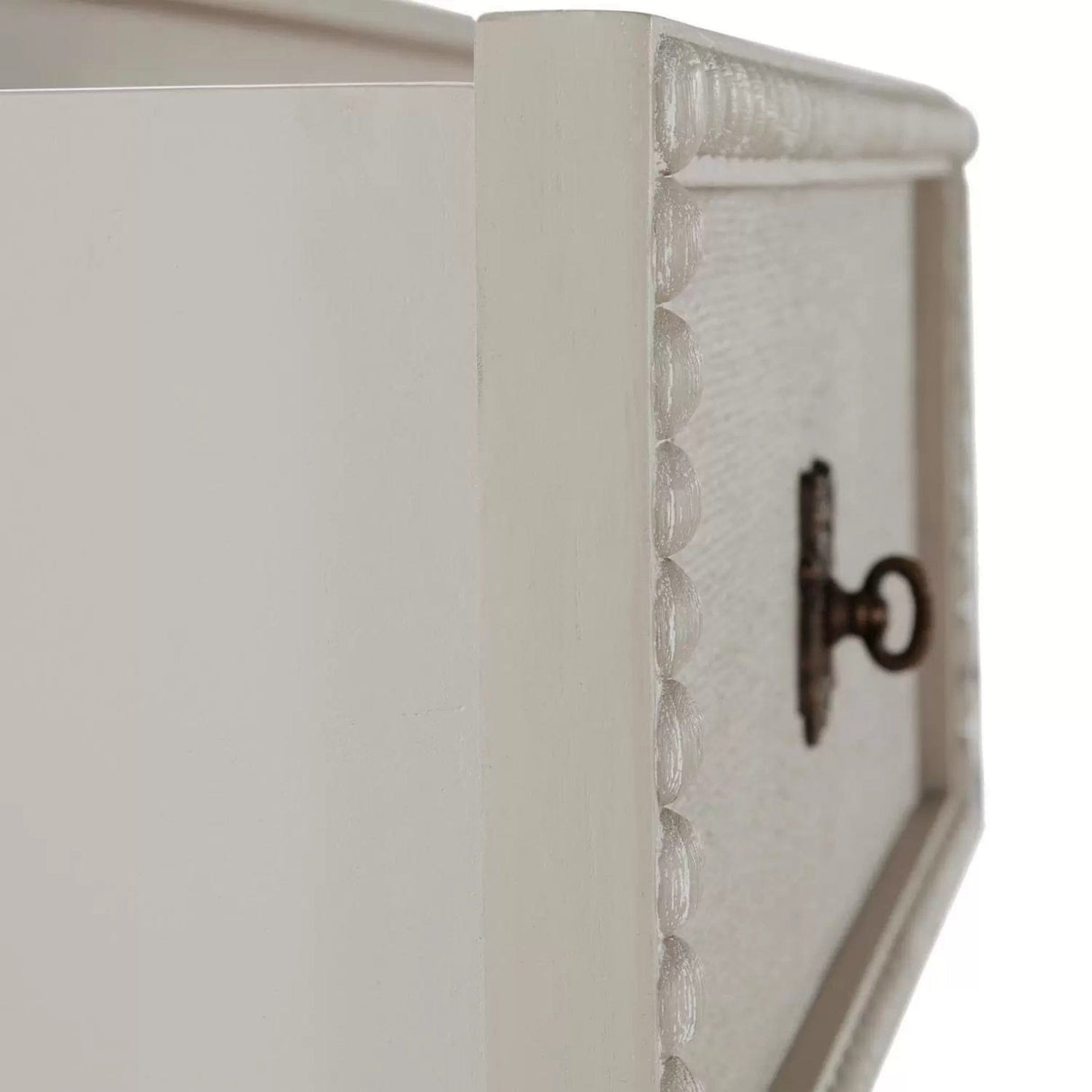 Caroline Dresser Chest