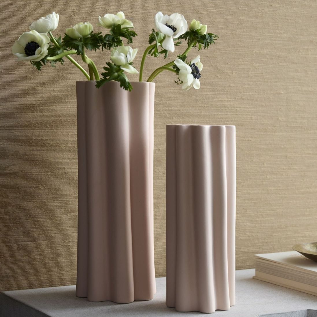 Cirrus Vase Vases + Urns