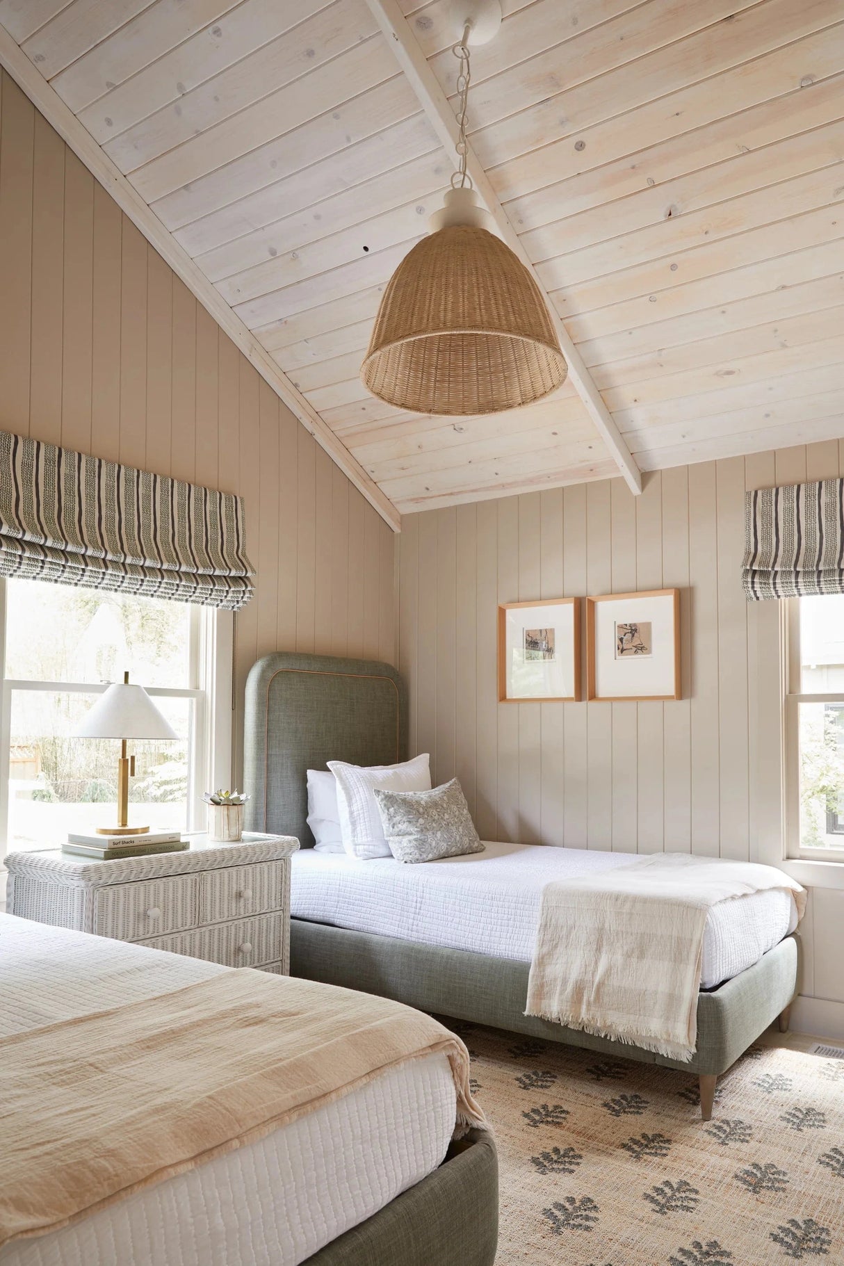 Colin King Clic Table Lamp Lamp PTL5722-PBR 782042468788