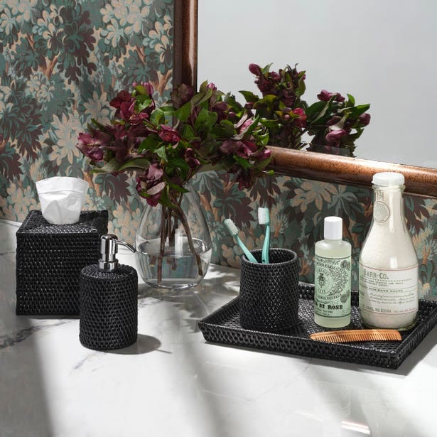 Dalton Tissue Box Bath Accessory