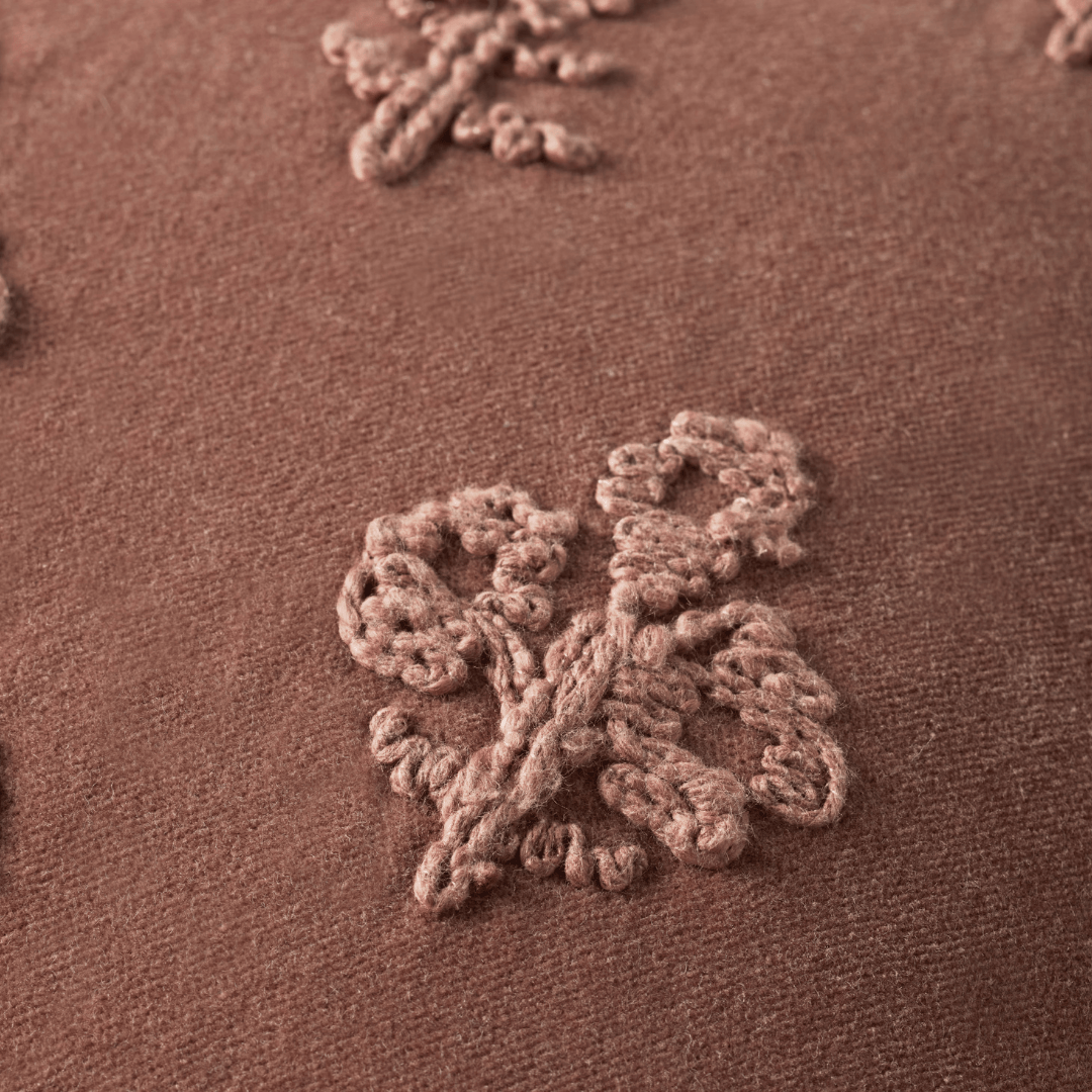 Darla Pillow Throw Pillows