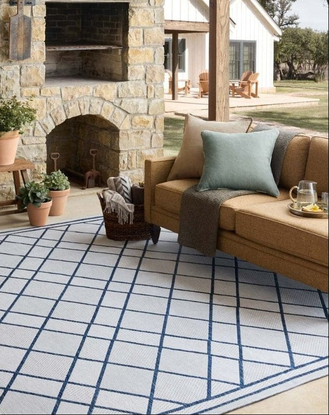 Easton Indoor/Outdoor Rug Outdoor Rugs