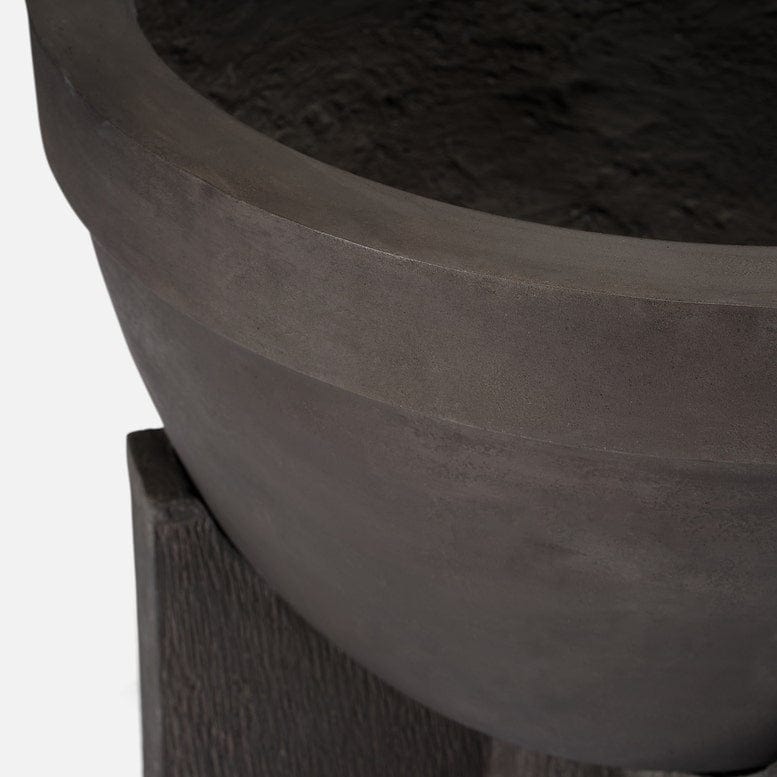 Flavia Outdoor Planter Outdoor Decor