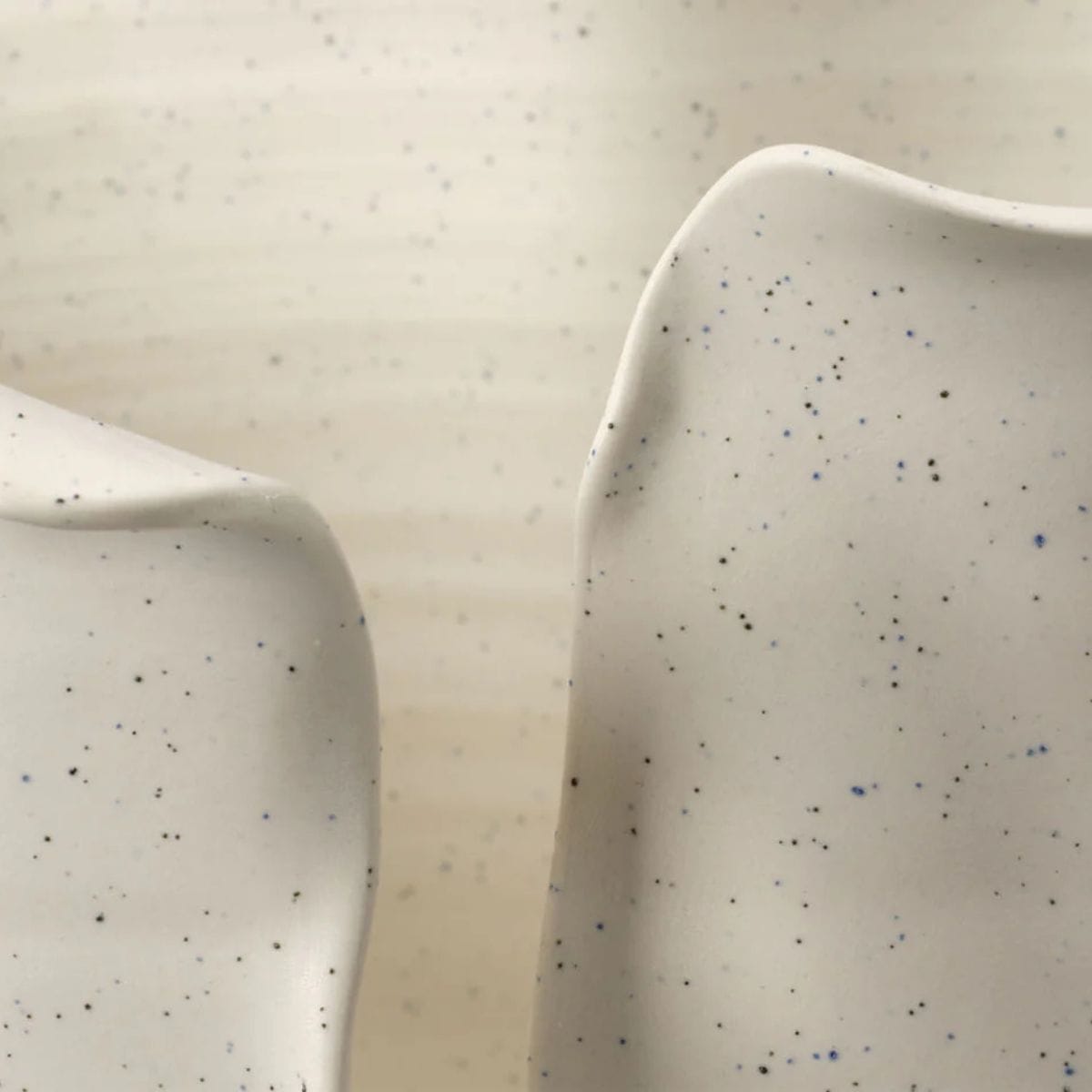 Flounce Vase Vases + Urns 7FLOU-VAWH