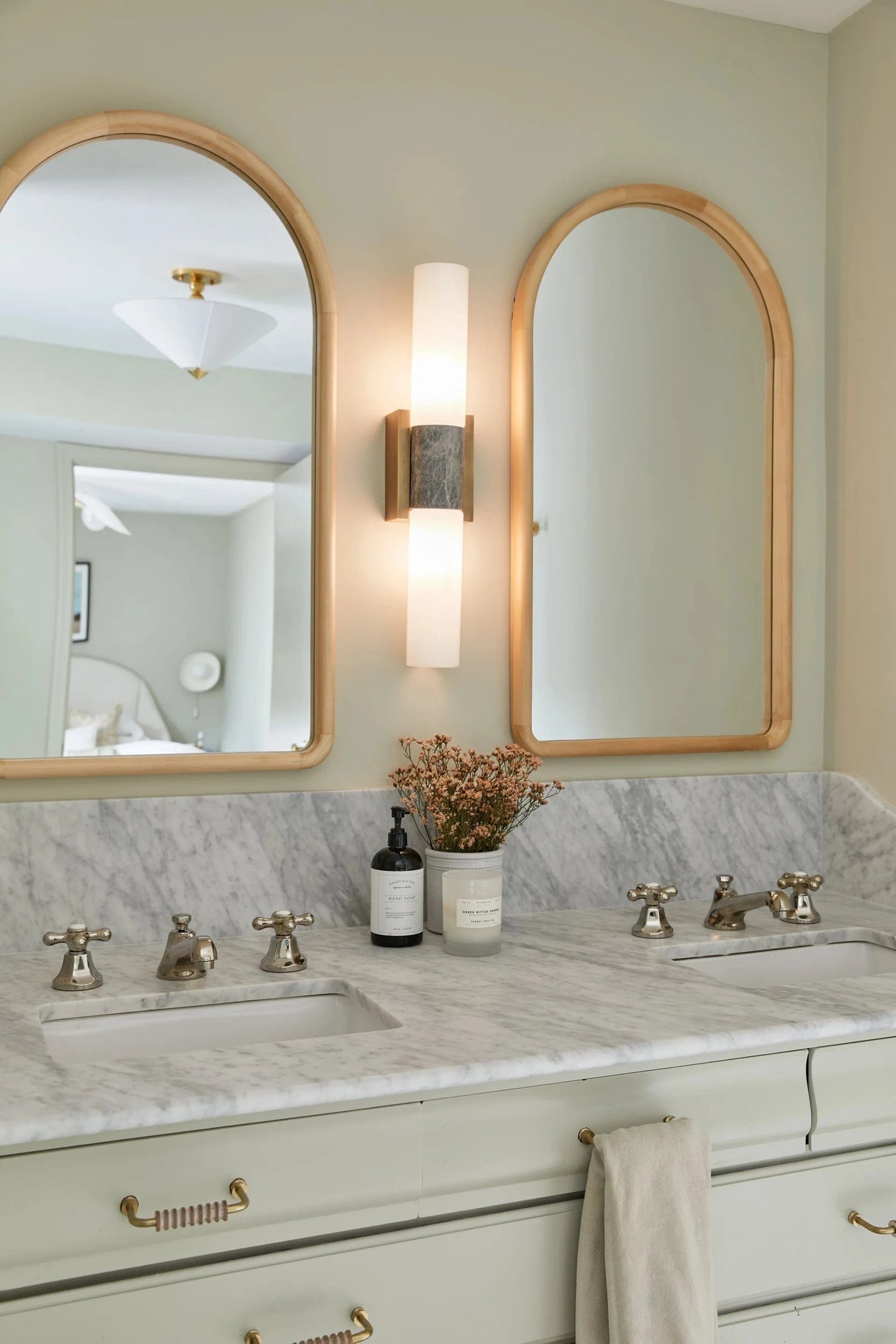 Fremont Wall Sconce Wall Sconces