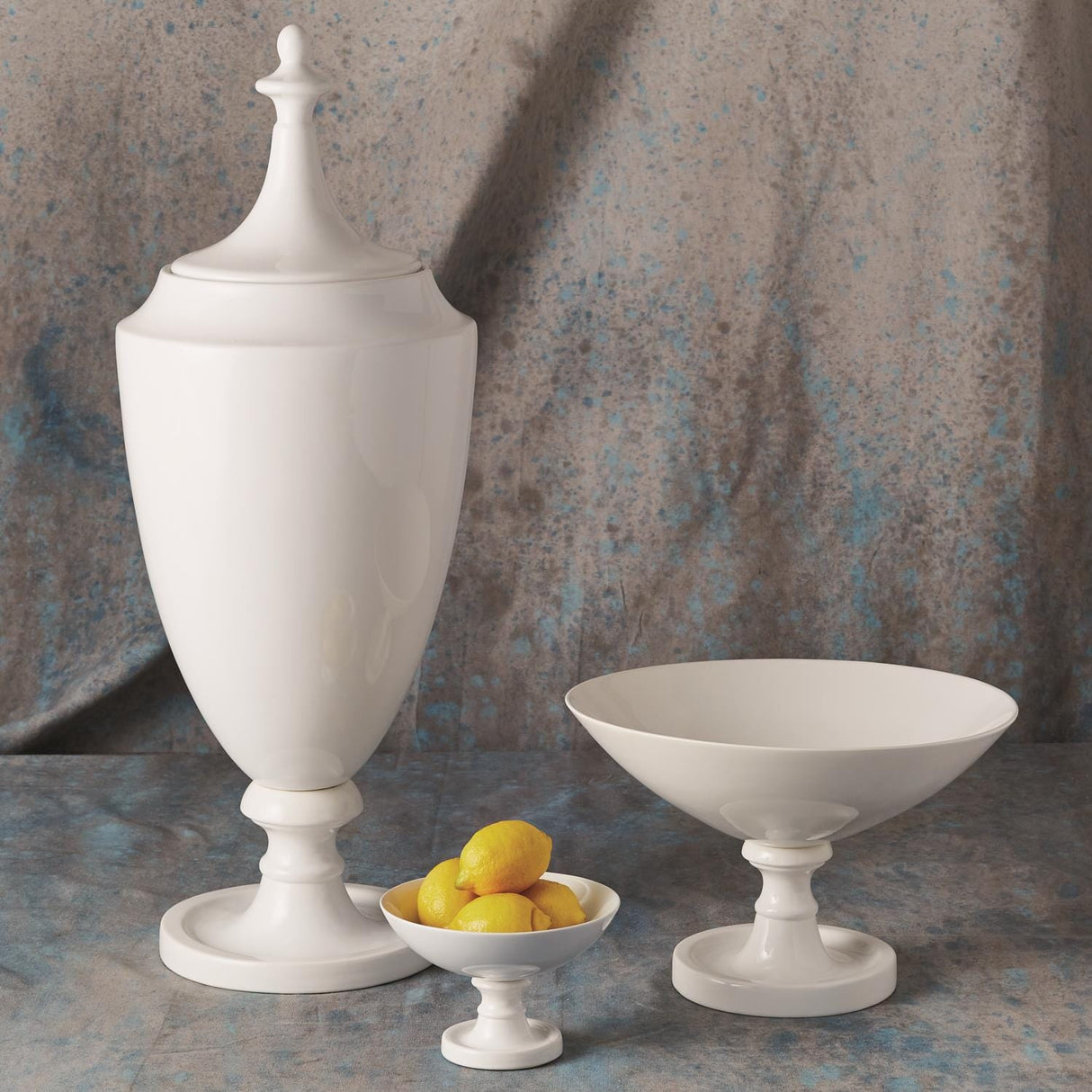 Grande Urn W/Lid-White Decorative Object 8.81714 651083817148