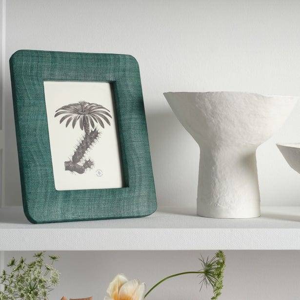 Halle Picture Frame Picture Frame