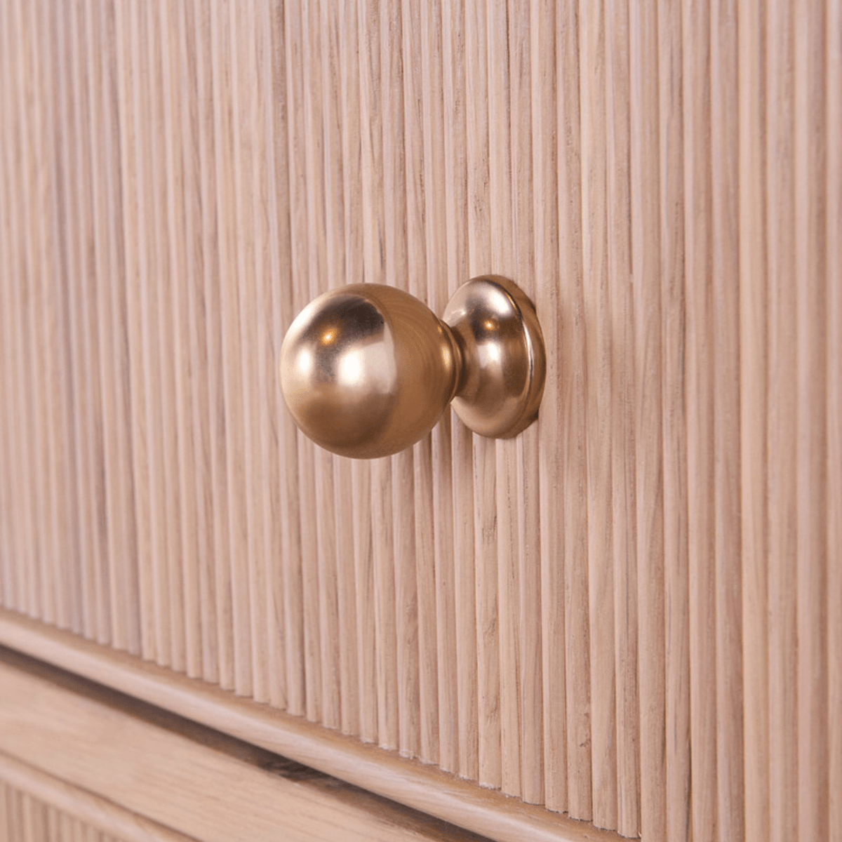 Highland 2-Drawer Nightstand 5256.NAT-OAK