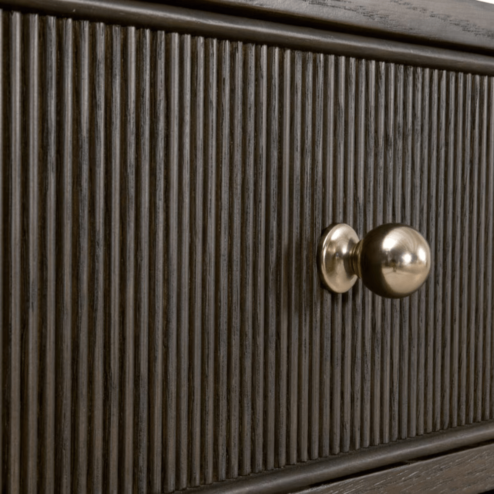 Highland Dresser Dresser