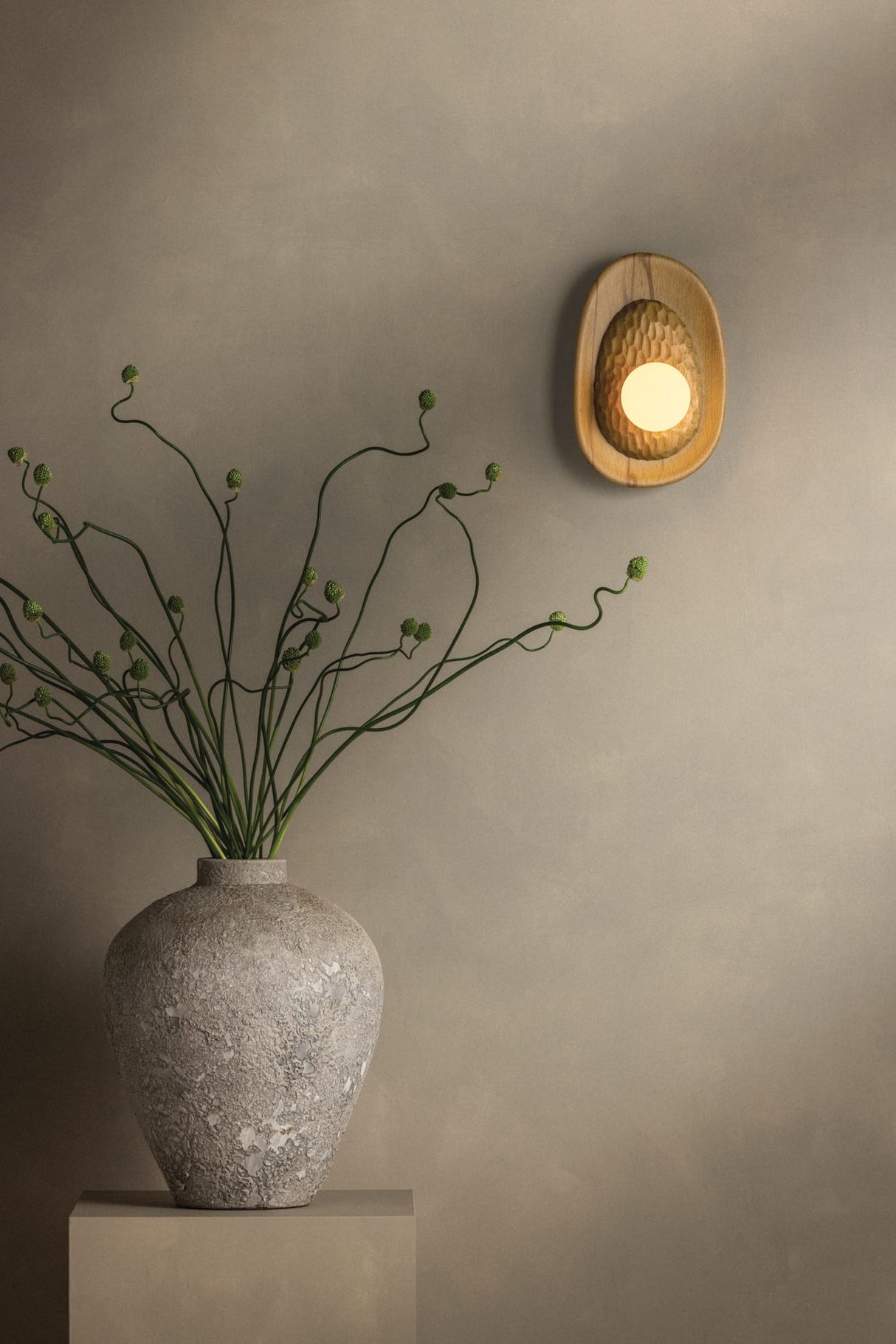 Hilary Matt Pres Wall Sconce Sconces H1155101-AGB 197292785774