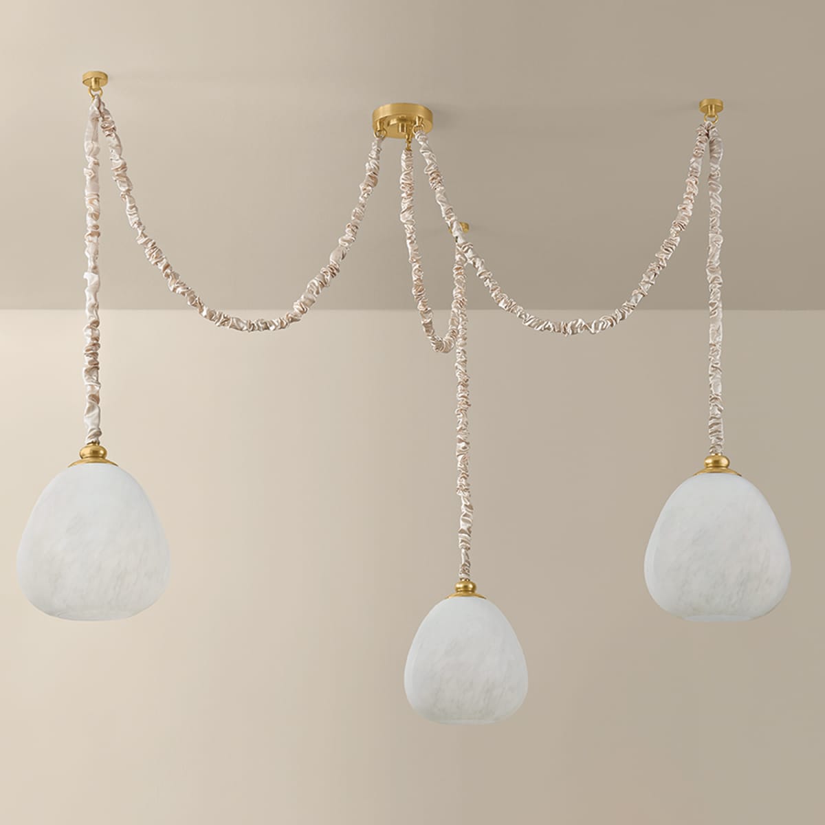 Hilary Matt Remi Chandelier Chandeliers H1150803-AGB 197292998853
