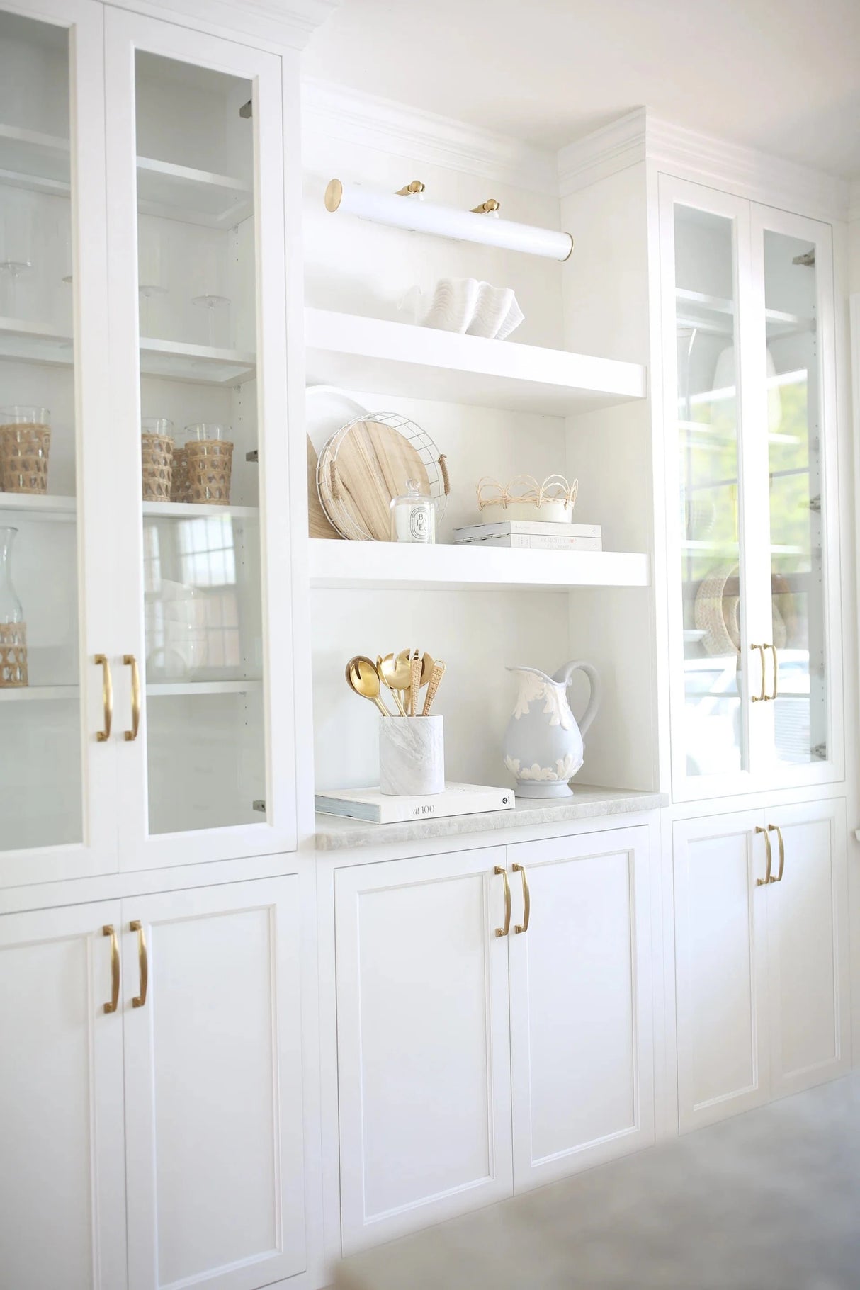 Holly Plug-In Picture Light Wall Lighting