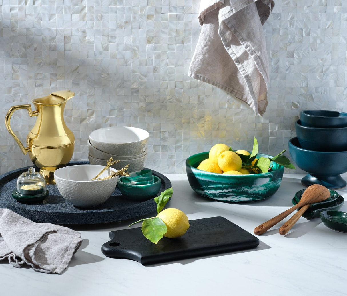 Hugo Serving Bowl Bowls