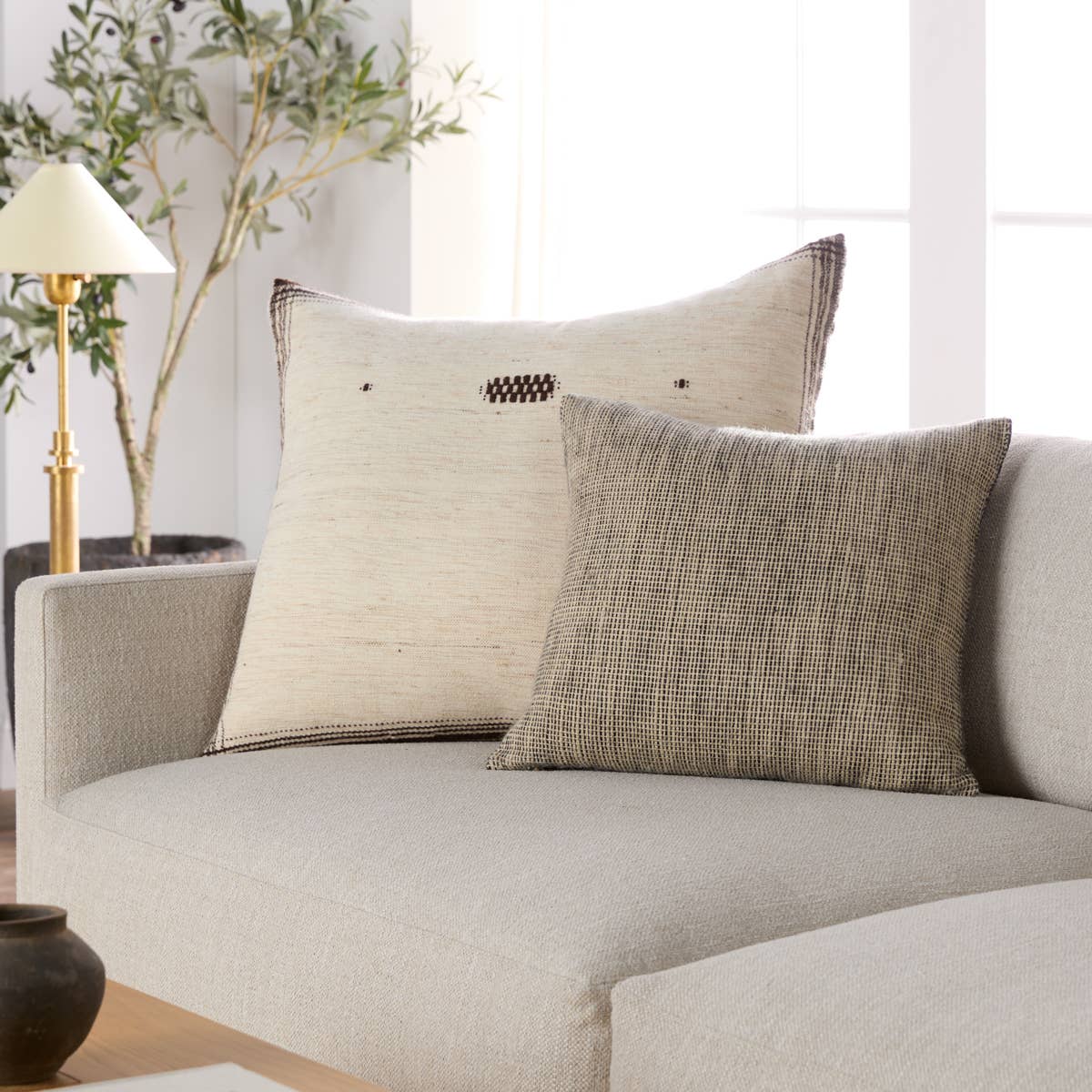 Jaipur Margosa Priangan Pillow Pillows