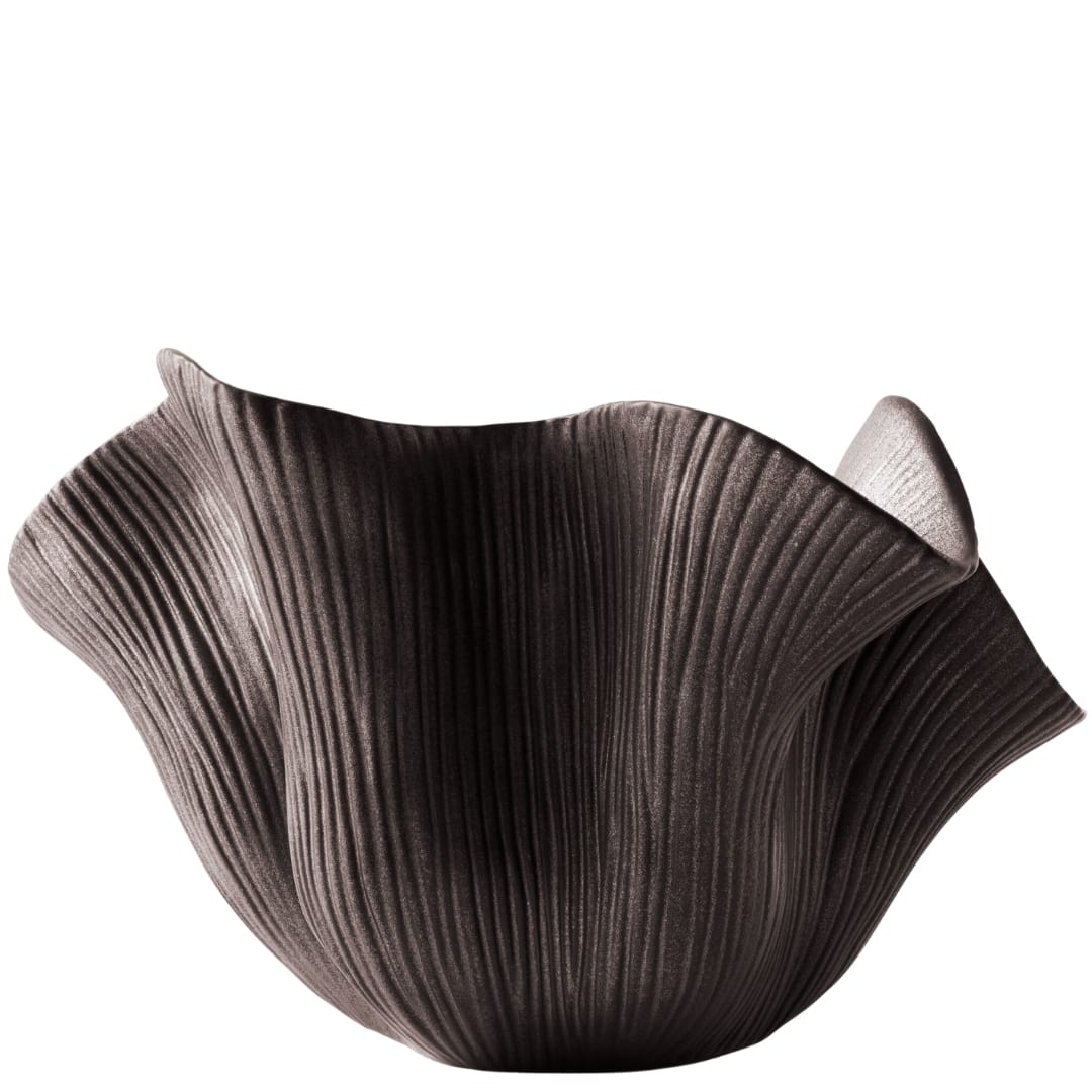 Jennifer Farrell Scallop Bowl Centerpiece + Accent Bowls