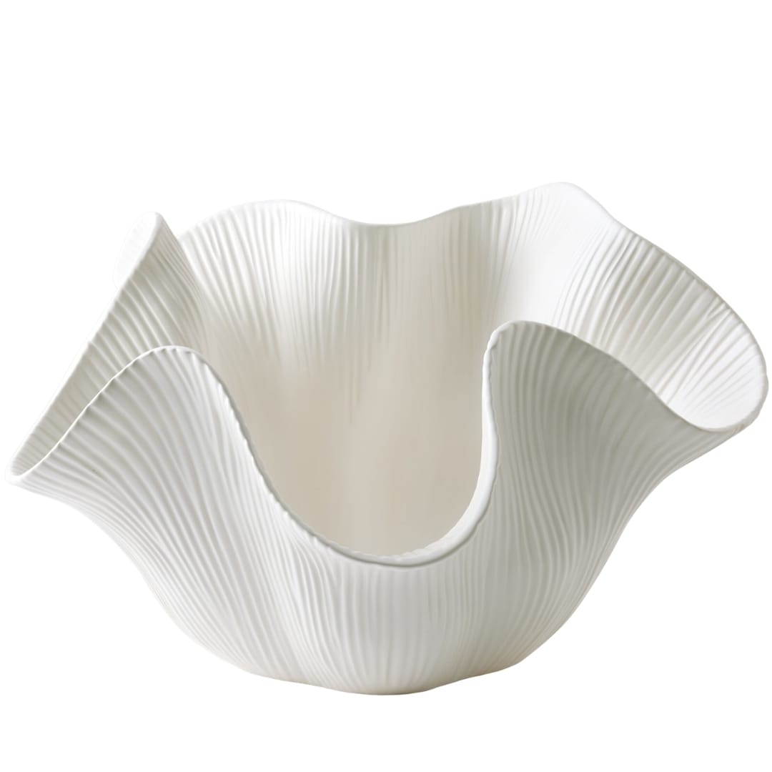 Jennifer Farrell Scallop Bowl Centerpiece + Accent Bowls
