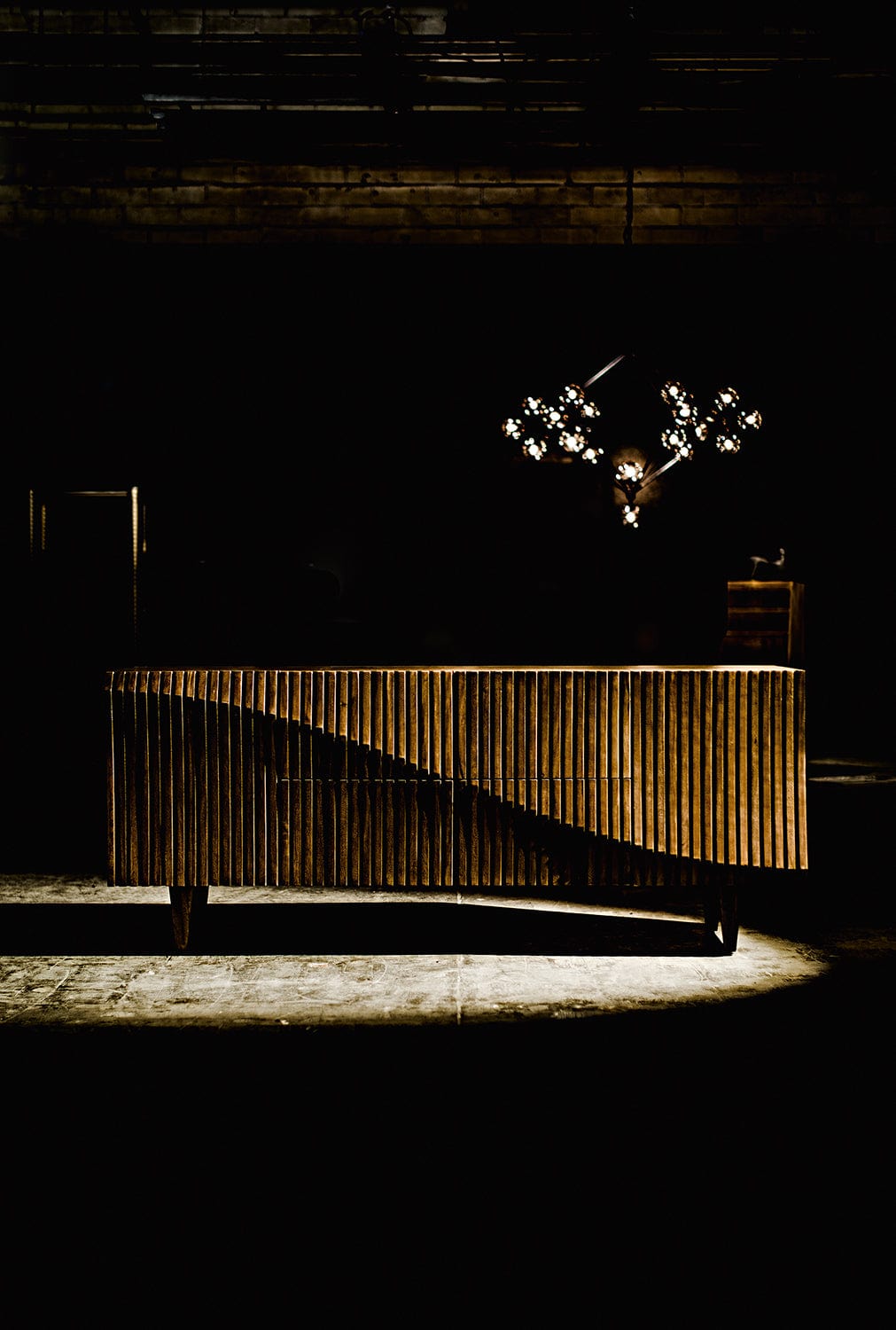 Jin-Ho Sideboard Sideboard GCON264DW 00842449115965