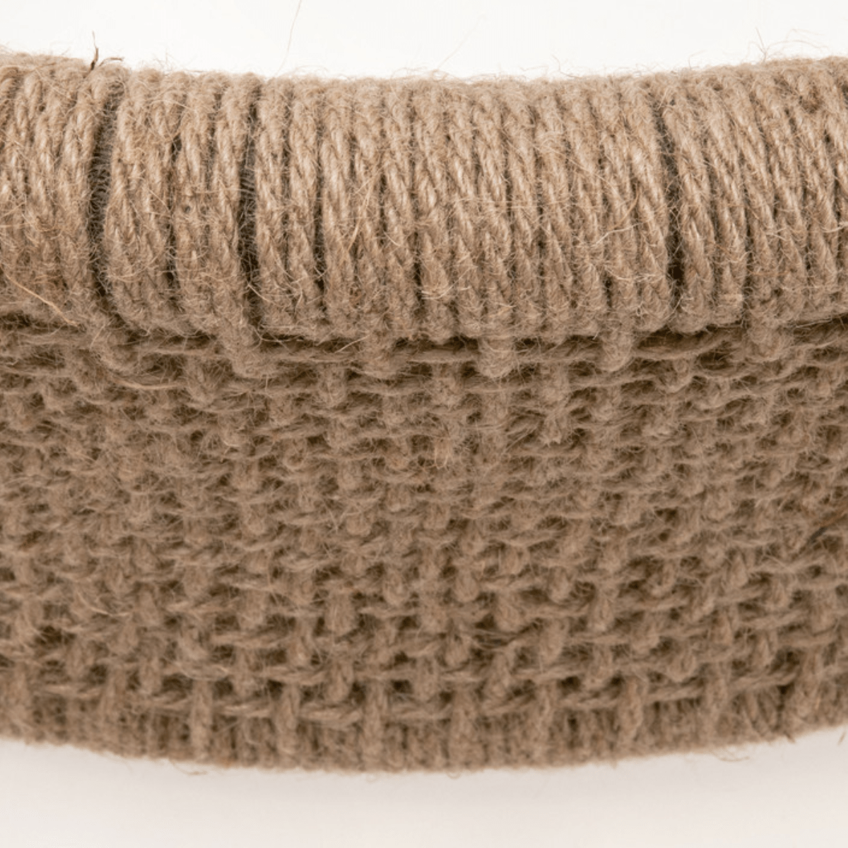 Juxtaposition Accent Chair 6666.LPPRL/MBO