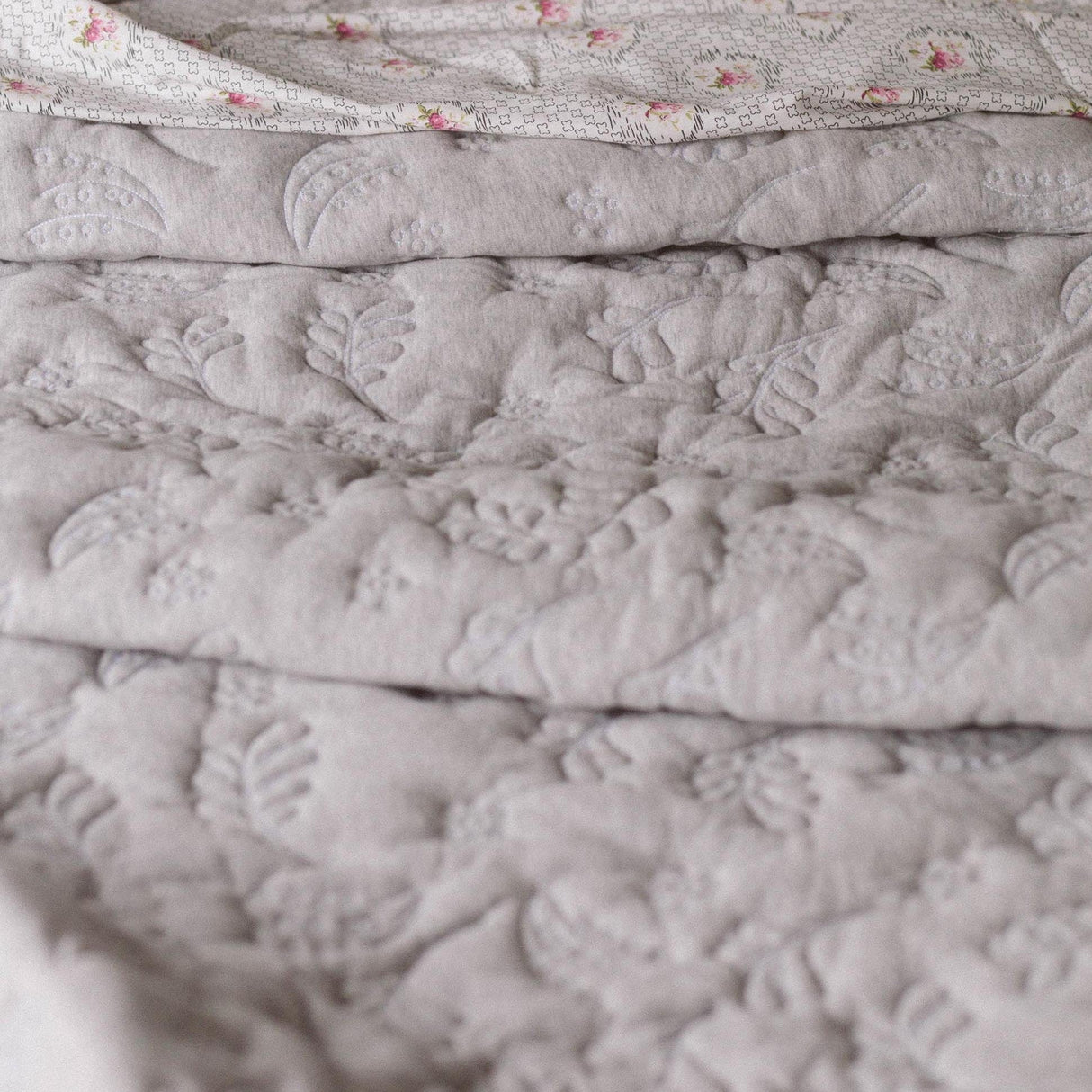 LazyBones Garden Quilt Bedding