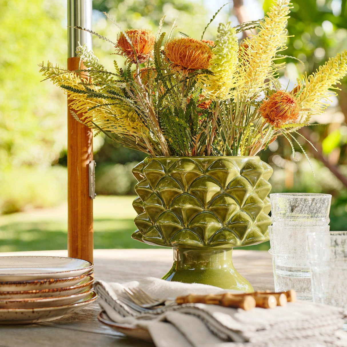 Leela Bowl Centerpiece + Accent Bowls