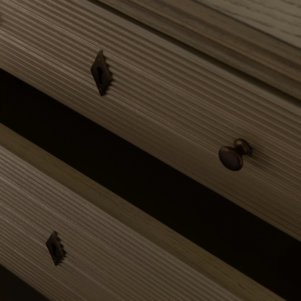 Linnea Dresser Dresser SCH-175630