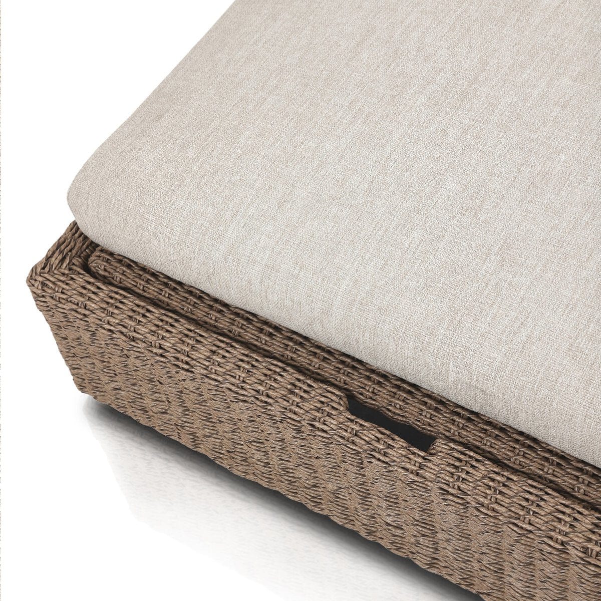 Lorelei Outdoor Chaise Outdoor Chairs