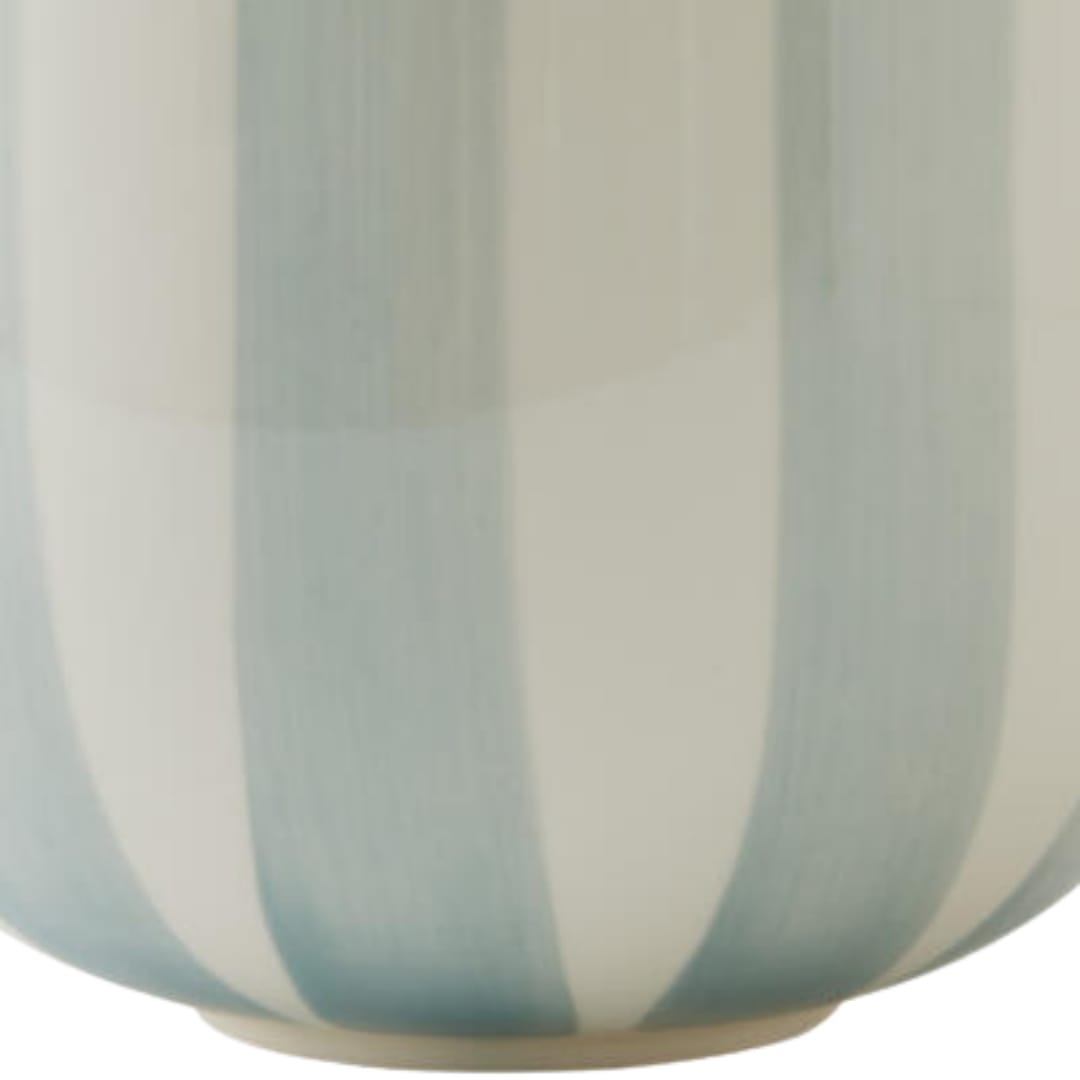 Mare Vase Vases + Urns
