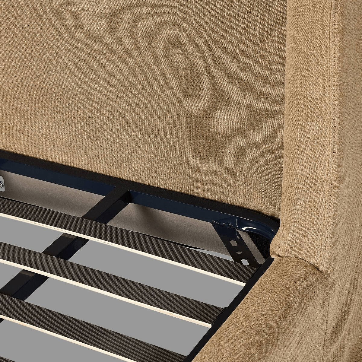 Meryl Slipcover Bed Bed