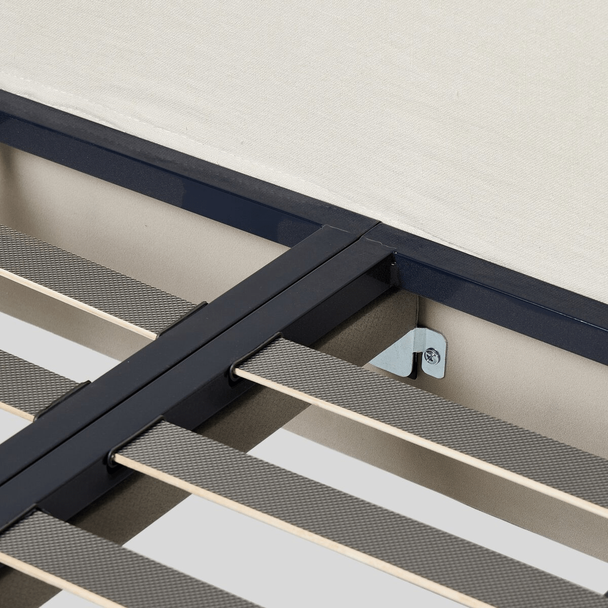 Meryl Slipcover Bed Bed