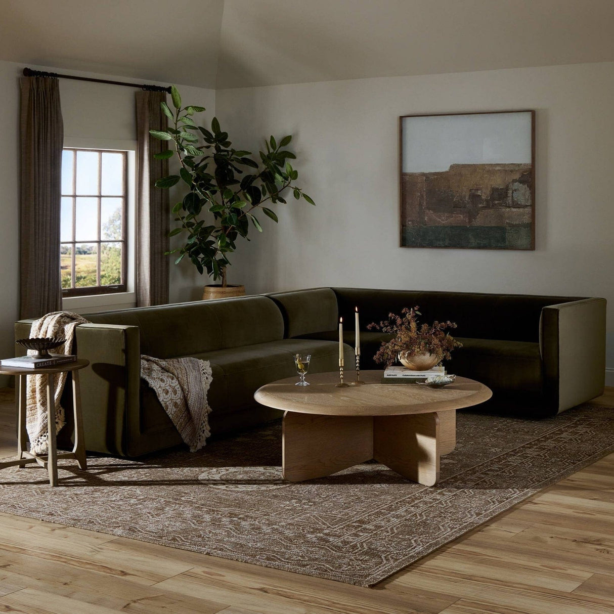 Phillip 2-Piece Sectional Sectional