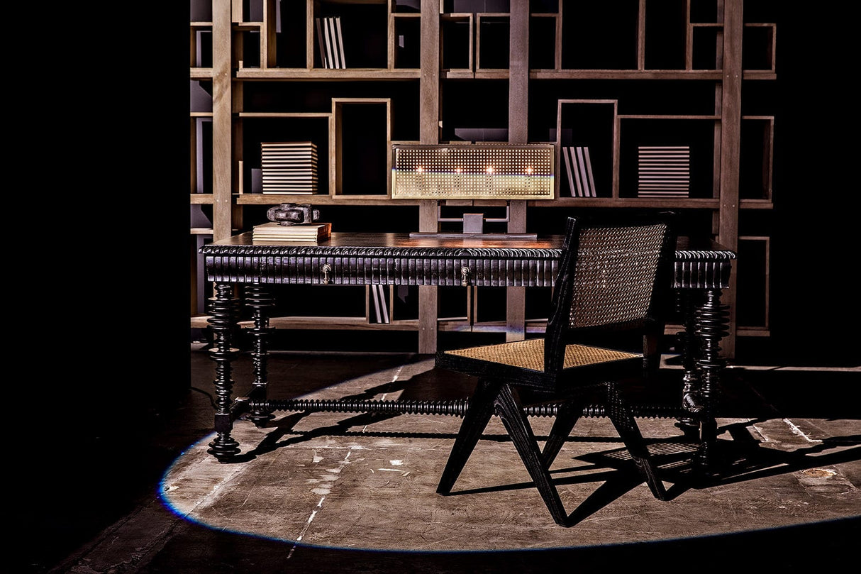 Portuguese Desk Desk